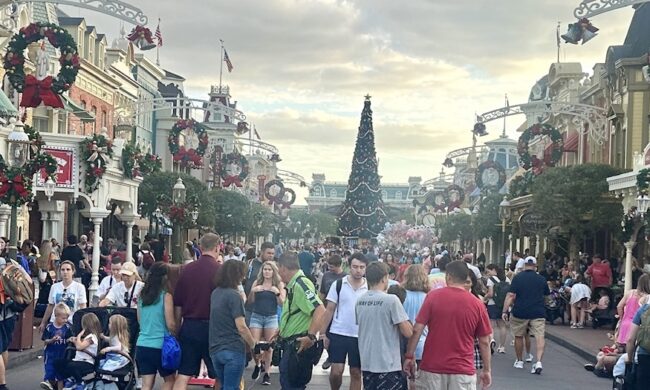 Disney Main St. w/Christmas decor